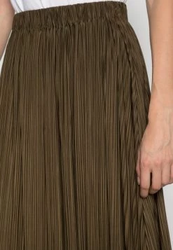 Samsøe Samsøe UMA SKIRT - Pleated Skirt - Dark Olive -Samsøe Sales Store 07adb33b6a2146beb27fa38396b7e1c2