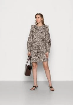 Samsøe Samsøe ODETTE DRESS - Day Dress - Choco -Samsøe Sales Store 07db766886dd4fca96da75fe4c4902e3