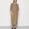 Samsøe Samsøe CELESTINA LONG DRESS - Day Dress - Covert Green -Samsøe Sales Store 0cd27c2d679e4e85875c6ed58306934b