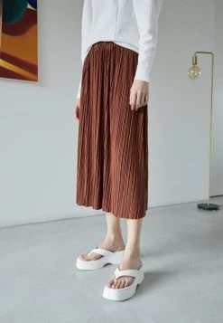 Samsøe Samsøe UMA SKIRT - Pleated Skirt - Cappuccino -Samsøe Sales Store 217d9f3363f3465b9a53dfc203bea5f4