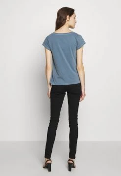 Samsøe Samsøe LISS - Basic T-shirt - Blue Mirage -Samsøe Sales Store 28bd23cd09d247ceb228a9d743b90052