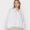 Samsøe Samsøe MEJSA SHIRT - Button-down Blouse - Bright White -Samsøe Sales Store 2e2ced35187b4977bfb35cbb205f69c2