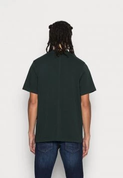 Samsøe Samsøe NORSBRO - Basic T-shirt - Scarab -Samsøe Sales Store 38f72c88fa9542e1a6c9fe31bab44979