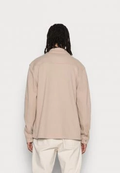 Samsøe Samsøe JENS SHIRT - Shirt - Humus 9 Samsøe Samsøe JENS SHIRT - Shirt - Humus -Samsøe Sales Store 3ab889e89a7f4628b313d85bdd765d09