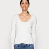 Samsøe Samsøe JOAN CARDIGAN - Cardigan - Whisper White -Samsøe Sales Store 4dadfc6e1ee94c3ea8812bd4db8677e1