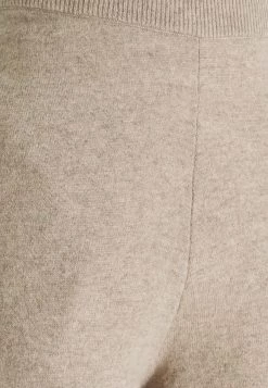 Samsøe Samsøe AMARIS STRAIGHT TROUSERS - Trousers - Beige -Samsøe Sales Store 541ee37f32604a2e8539a75f5b833203