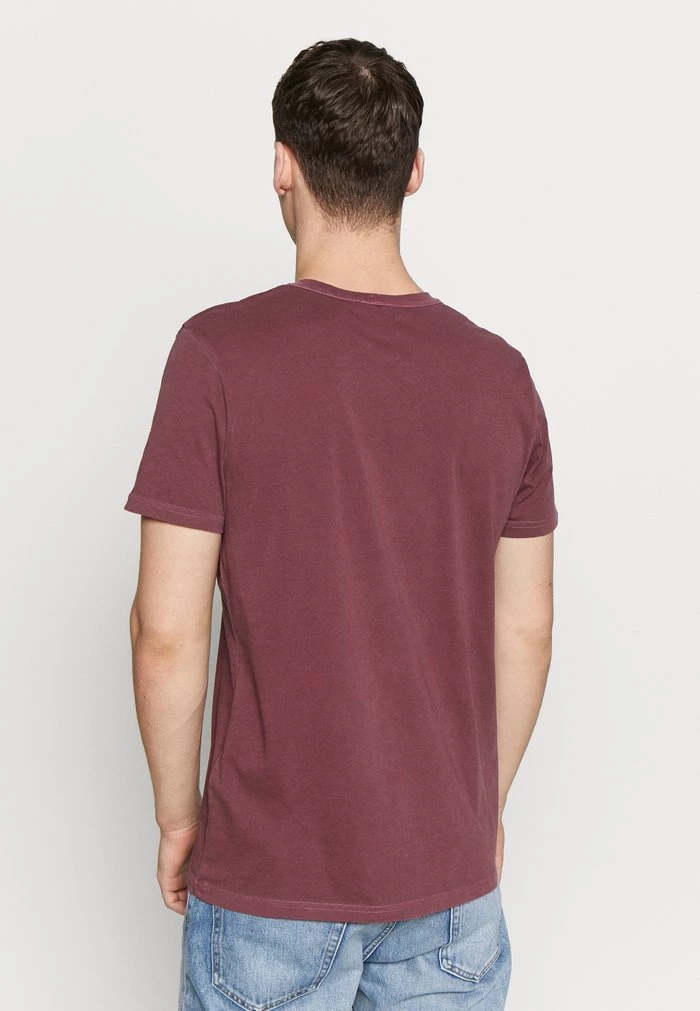 Samsøe Samsøe TOM - Basic T-shirt - Tawny Port 5 Samsøe Samsøe TOM - Basic T-shirt - Tawny Port - Image 3