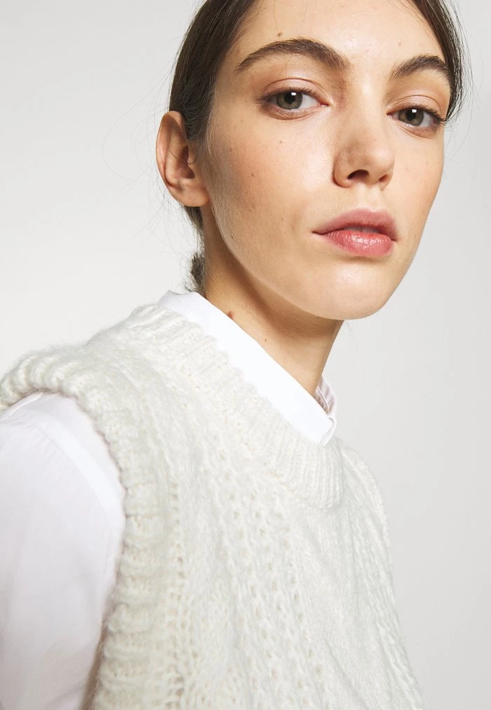 Samsøe Samsøe MOLLI VEST - Jumper - Whisper White 7 Samsøe Samsøe MOLLI VEST - Jumper - Whisper White - Image 5