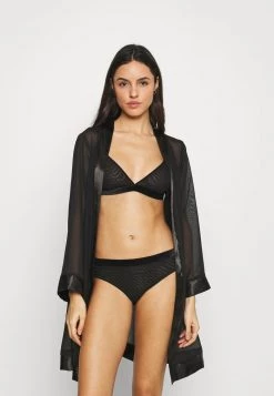 Samsøe Samsøe YELENI BRA - Triangle Bra - Black -Samsøe Sales Store 685ca40481d1451f85360aec72cc89bb