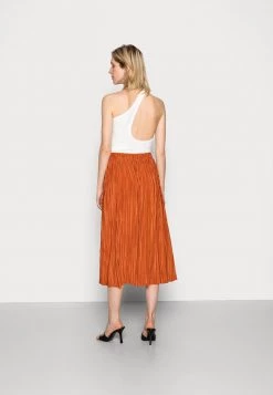 Samsøe Samsøe UMA SKIRT - Pleated Skirt - Potters Clay -Samsøe Sales Store 68bf0f6360fe4598a99d76d5b79d05a5