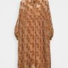 Samsøe Samsøe MYNTHE DRESS - Day Dress - Caramel Cafe -Samsøe Sales Store 68e46cfdca3347dd826e0a8dad6fb56e