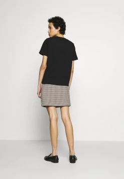 Samsøe Samsøe BARLETTA - Print T-shirt - Black -Samsøe Sales Store 6a803d93ac61484fb571ba55943a68e3