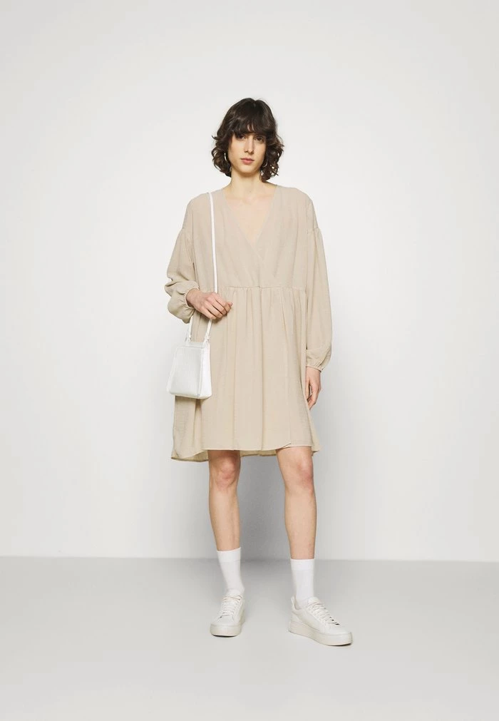 Samsøe Samsøe JOLIE DRESS - Day Dress - Quicksand 4 Samsøe Samsøe JOLIE DRESS - Day Dress - Quicksand - Image 2