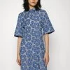 Samsøe Samsøe DEMY DRESS - Denim Dress - Blue -Samsøe Sales Store 8294af3421df48b9ad5b06afd199abfc