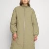 Samsøe Samsøe NANCY COAT - Classic Coat - Covert Green -Samsøe Sales Store 856c16897b24459b86a88e1f8e6a6936