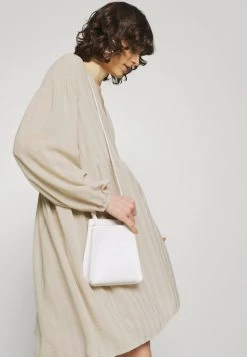 Samsøe Samsøe JOLIE DRESS - Day Dress - Quicksand 12 Samsøe Samsøe JOLIE DRESS - Day Dress - Quicksand -Samsøe Sales Store 9156e538c584434484d4d9c8fd48e57e