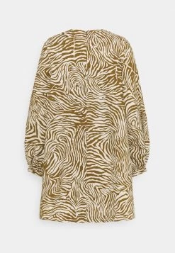 Samsøe Samsøe ARAM SHORT DRESS - Day Dress - Mountain -Samsøe Sales Store 9c67f9b31f324810a282a52eb3a09449