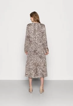 Samsøe Samsøe RAMI DRESS - Day Dress - Choco -Samsøe Sales Store 9e8542d1ff11434482c3a0c6480ae7e9