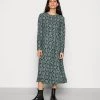 Samsøe Samsøe RAMI DRESS - Day Dress - Winter Ivy -Samsøe Sales Store b131b7bd0451430481a2167170c68798