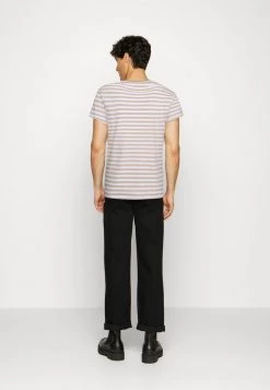 Samsøe Samsøe PATRICK - Print T-shirt - White Pure Cashmere -Samsøe Sales Store b61bb0c2fbc44ca48ffd1a4bee419038