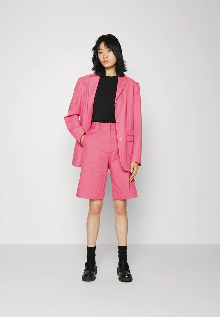 Samsøe Samsøe NORA - Shorts - Honeysuckle 4 Samsøe Samsøe NORA - Shorts - Honeysuckle - Image 2