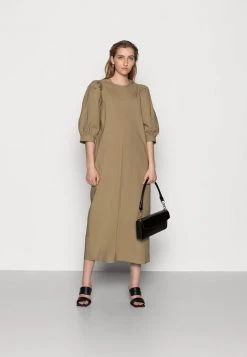 Samsøe Samsøe CELESTINA LONG DRESS - Day Dress - Covert Green -Samsøe Sales Store ba621497e6de423ca10dbea72b0c0c5b