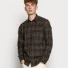 Samsøe Samsøe LIAM - Shirt - Military Green -Samsøe Sales Store c457e3a2a13e4381951e34a8bfbe9c68