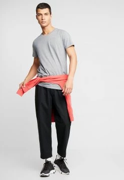 Samsøe Samsøe KRONOS - Basic T-shirt - Total Eclipse 8 Samsøe Samsøe KRONOS - Basic T-shirt - Total Eclipse -Samsøe Sales Store c592fc75df474f10a89419f3b8755f97