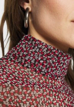 Samsøe Samsøe LORI - Blouse - Red Twiggy 14 Samsøe Samsøe LORI - Blouse - Red Twiggy -Samsøe Sales Store cc1d9c27e75e4cd298b591f656cb9528