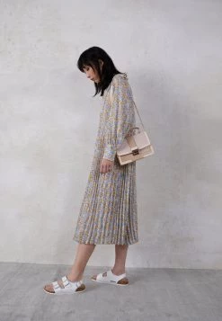 Samsøe Samsøe DOROTHEA DRESS - Day Dress - Apricot Blossom