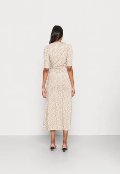 Samsøe Samsøe ULRIKA DRESS - Jersey Dress - Apricot Blossom -Samsøe Sales Store d05dc0821040407a9793e28de9568f9e