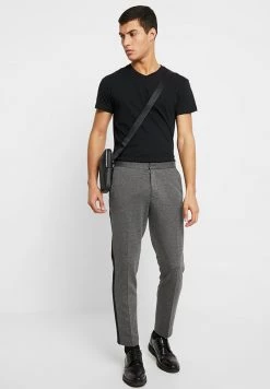 Samsøe Samsøe KRONOS - Basic T-shirt - Black -Samsøe Sales Store d43ae88a6fbd4fec8bfbd6baf474bc23