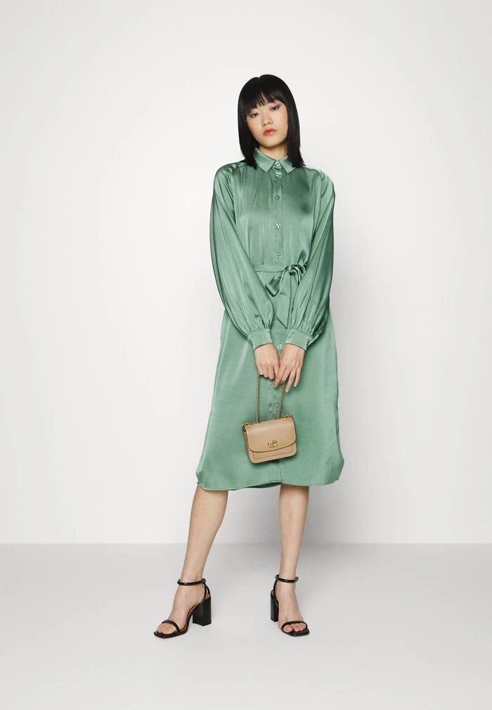 Samsøe Samsøe NIKA DRESS - Shirt Dress - Dark Ivy 4 Samsøe Samsøe NIKA DRESS - Shirt Dress - Dark Ivy - Image 2
