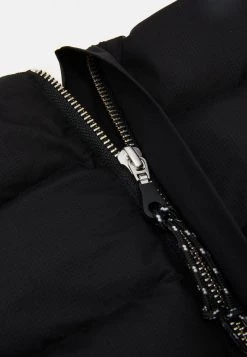 Samsøe Samsøe SHASTA NECK WARMER - Scarf - Black -Samsøe Sales Store d9109e3fe13641c1aa0b86a8e9d15c7f