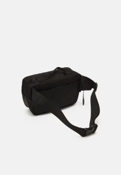 Samsøe Samsøe KAMMO CROSSBODY BAG UNISEX - Across Body Bag - Black 8 Samsøe Samsøe KAMMO CROSSBODY BAG UNISEX - Across Body Bag - Black -Samsøe Sales Store dcb840bab5db4272973f54c3721c7d0d