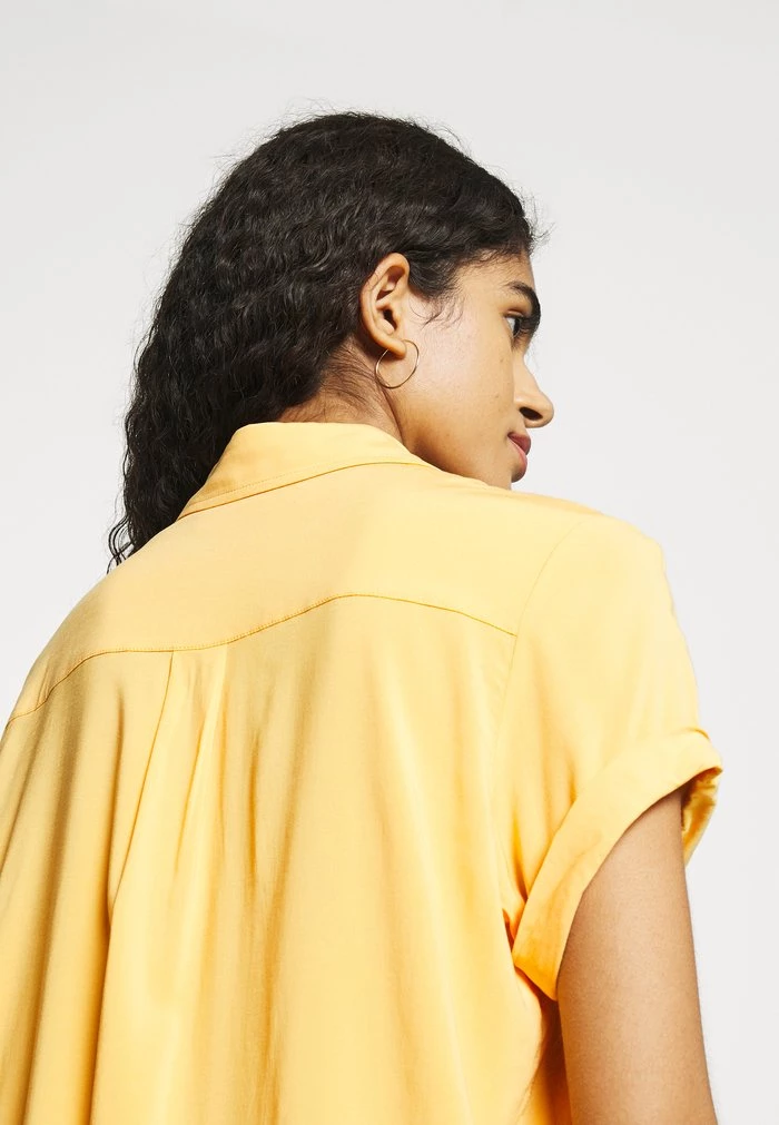 Samsøe Samsøe MAJAN SHIRT - Button-down Blouse - Jurassic Gold 7 Samsøe Samsøe MAJAN SHIRT - Button-down Blouse - Jurassic Gold - Image 5