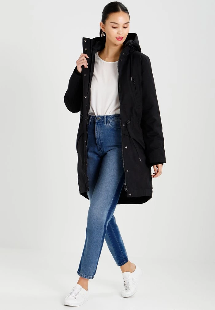 Samsøe Samsøe LUCCA - Down Coat - Black 4 Samsøe Samsøe LUCCA - Down Coat - Black - Image 2