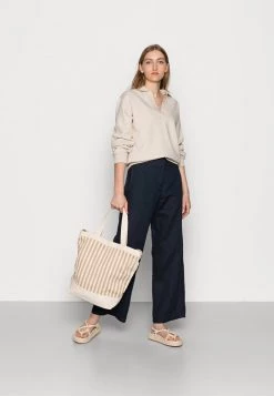 Samsøe Samsøe ELLI POLO - Sweatshirt - Whisper White -Samsøe Sales Store fd2b9e5b70e44b6c946de4990c0896cc