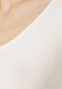 Samsøe Samsøe ALEXA TEE - Basic T-shirt - Whisper White -Samsøe Sales Store fe432be0951d4887b36dfc020bff60ed