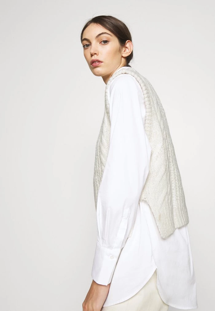 Samsøe Samsøe MOLLI VEST - Jumper - Whisper White 6 Samsøe Samsøe MOLLI VEST - Jumper - Whisper White - Image 4